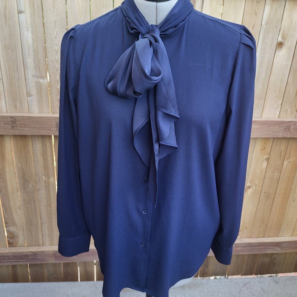 Ann Taylor women's navy button front bow neck long sleeve top size Small